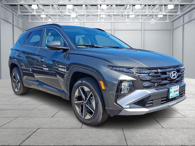 new 2025 Hyundai TUCSON Hybrid car, priced at $38,435