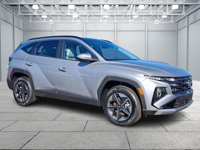 new 2025 Hyundai TUCSON Hybrid car, priced at $38,490