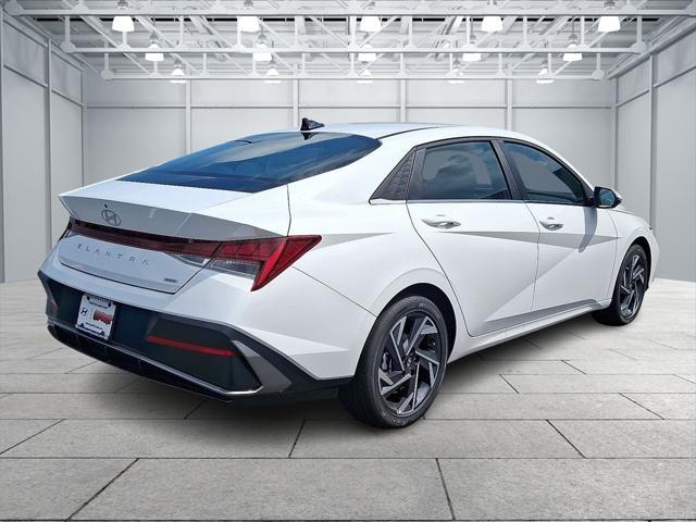 new 2025 Hyundai Elantra car, priced at $32,075