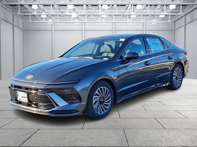 new 2025 Hyundai Sonata Hybrid car, priced at $39,328