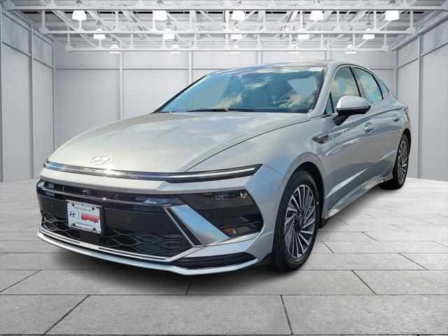 new 2025 Hyundai Sonata Hybrid car, priced at $39,155