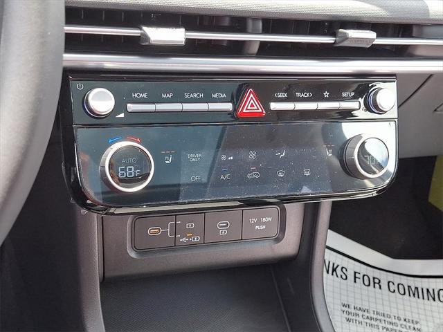 new 2025 Hyundai TUCSON Hybrid car, priced at $37,915