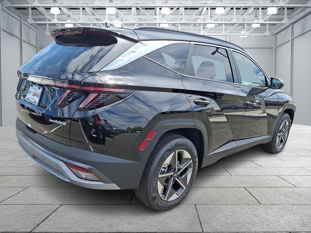 new 2025 Hyundai TUCSON Hybrid car, priced at $37,915