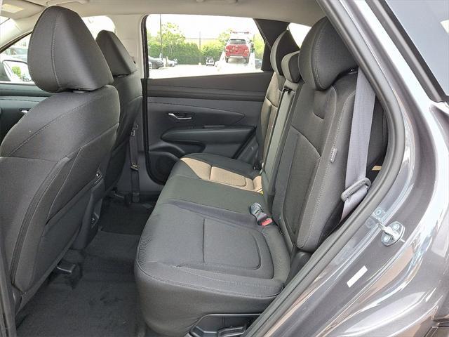 new 2025 Hyundai TUCSON Hybrid car, priced at $34,915