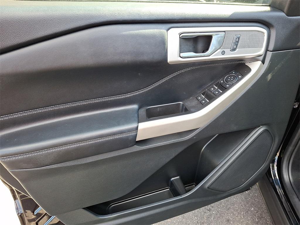 used 2022 Ford Explorer car, priced at $27,925