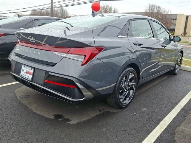 new 2025 Hyundai Elantra car, priced at $26,725