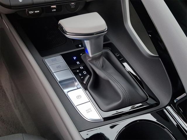 new 2025 Hyundai Elantra car, priced at $26,725