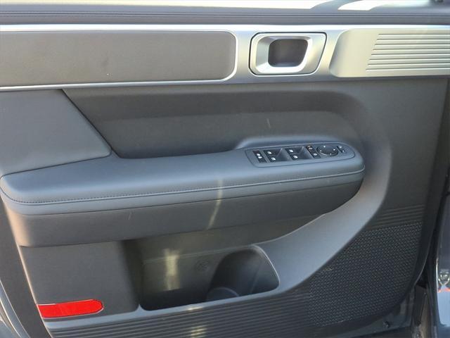 new 2025 Hyundai Santa Fe car, priced at $40,879