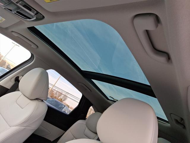 new 2025 Hyundai TUCSON Hybrid car, priced at $38,435