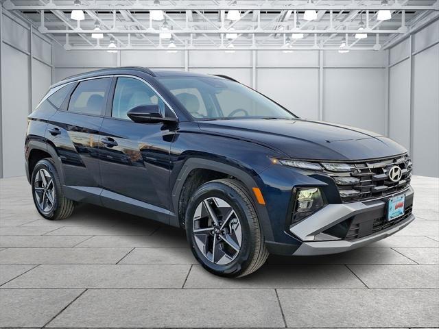 new 2025 Hyundai TUCSON Hybrid car, priced at $38,435