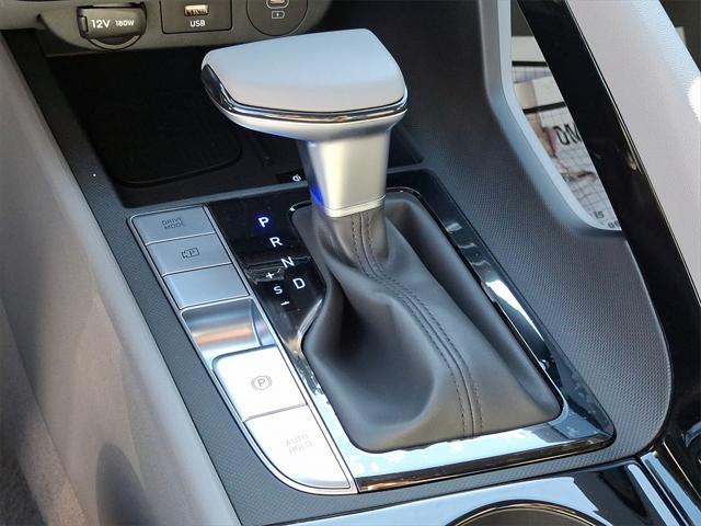 new 2025 Hyundai Elantra car, priced at $26,725