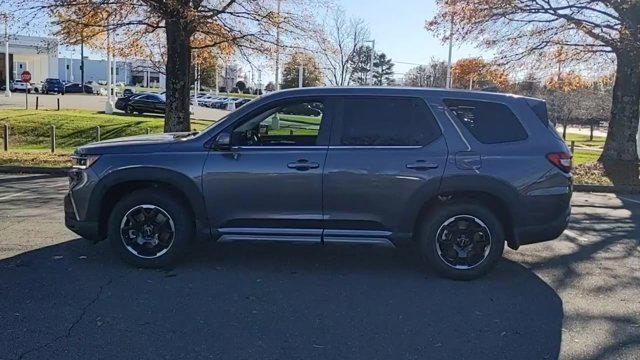 new 2025 Honda Pilot car, priced at $47,645