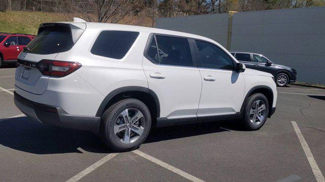 new 2025 Honda Pilot car, priced at $48,280