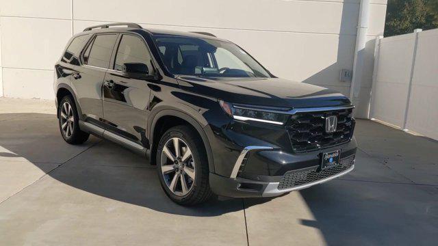 new 2025 Honda Pilot car, priced at $48,950