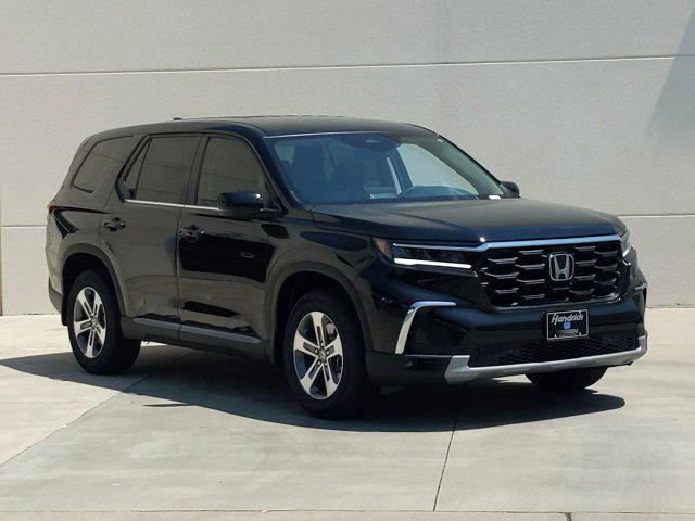 new 2025 Honda Pilot car, priced at $46,995