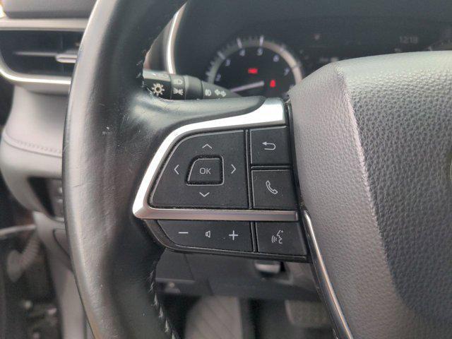 used 2021 Toyota Highlander car, priced at $27,995