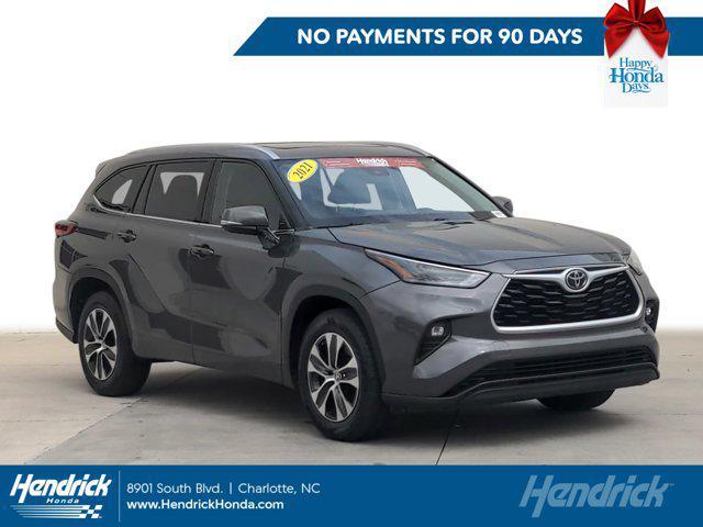 used 2021 Toyota Highlander car, priced at $26,474