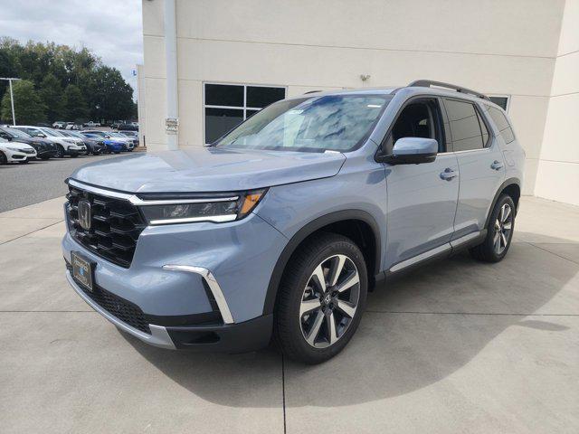 new 2025 Honda Pilot car, priced at $55,030