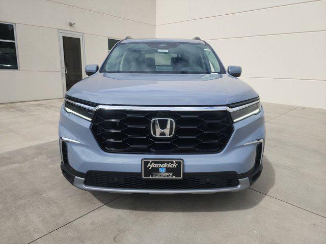new 2025 Honda Pilot car, priced at $55,030