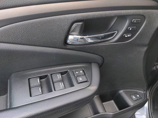 used 2022 Honda Pilot car, priced at $20,995