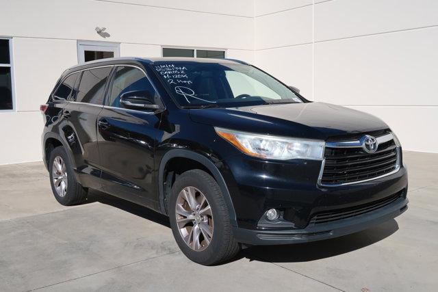 used 2015 Toyota Highlander car, priced at $18,995