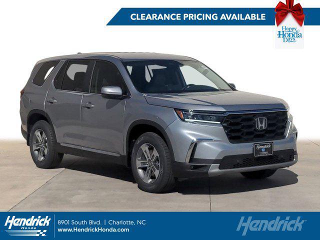 new 2025 Honda Pilot car, priced at $44,995