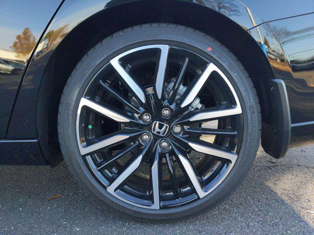 new 2025 Honda Accord Hybrid car, priced at $40,450