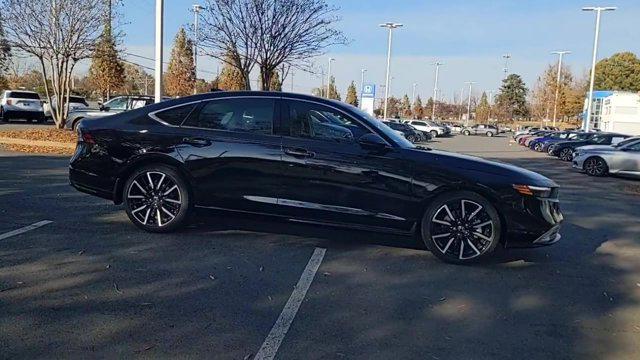 new 2025 Honda Accord Hybrid car, priced at $40,450