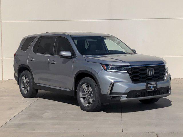 new 2025 Honda Pilot car, priced at $47,050