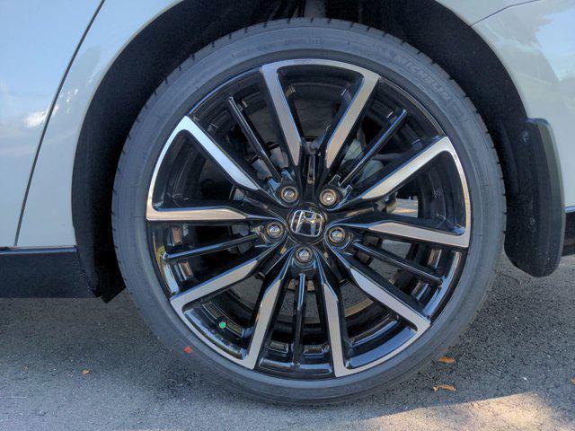 new 2025 Honda Accord Hybrid car, priced at $40,805