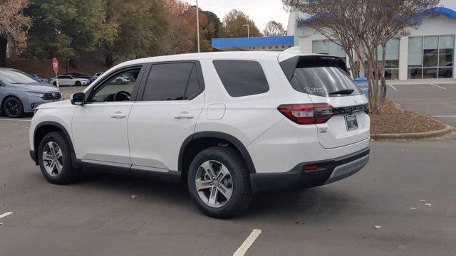 new 2025 Honda Pilot car, priced at $45,350