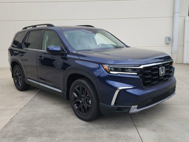 new 2025 Honda Pilot car, priced at $50,850