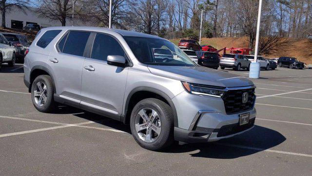 new 2025 Honda Pilot car, priced at $46,430