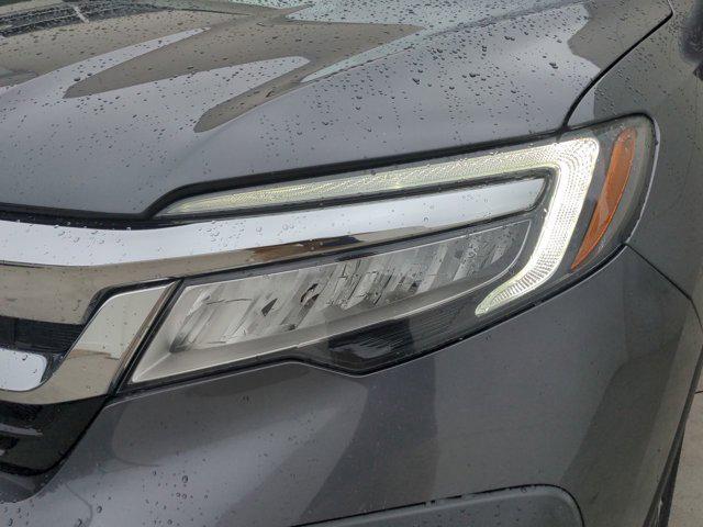 used 2020 Honda Pilot car, priced at $29,995