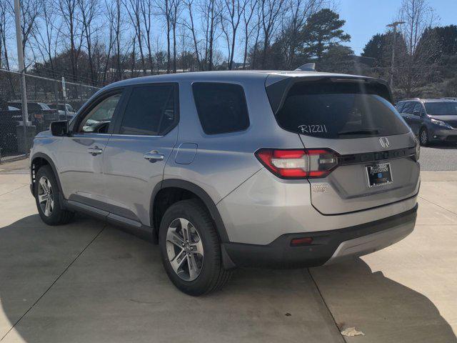 new 2025 Honda Pilot car, priced at $46,075