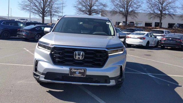 new 2025 Honda Pilot car, priced at $46,075