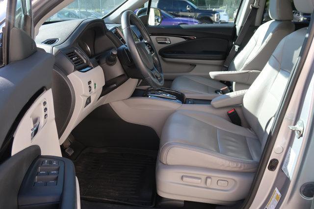 used 2021 Honda Pilot car, priced at $31,995