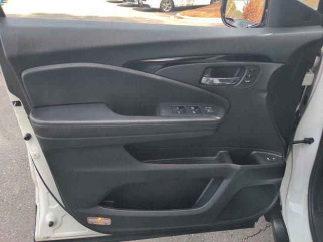 used 2021 Honda Pilot car, priced at $27,495