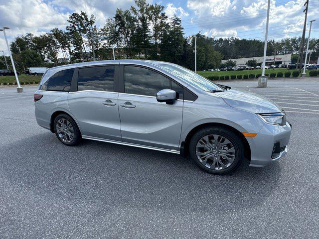 new 2025 Honda Odyssey car, priced at $48,005