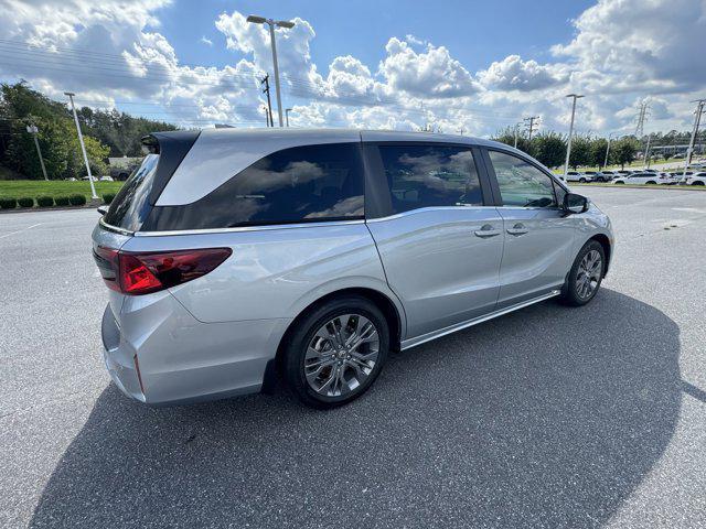 new 2025 Honda Odyssey car, priced at $48,005