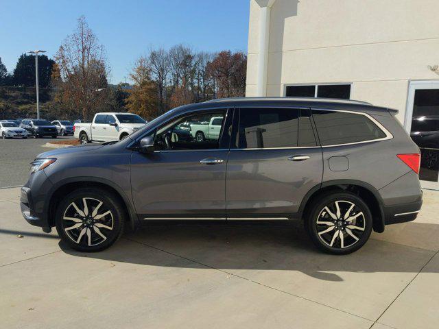 used 2022 Honda Pilot car, priced at $35,995