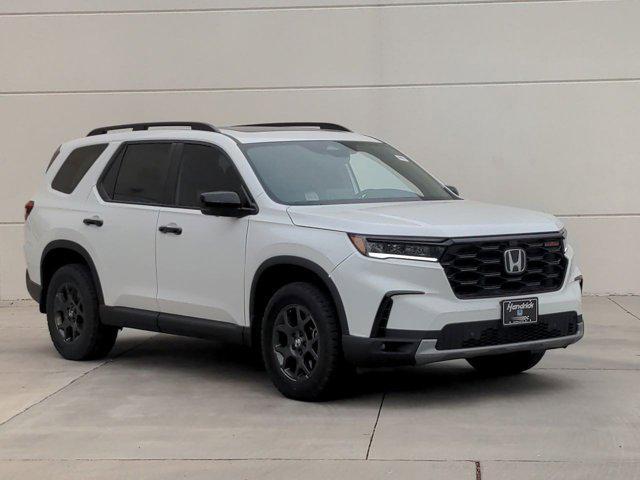 new 2025 Honda Pilot car, priced at $51,830