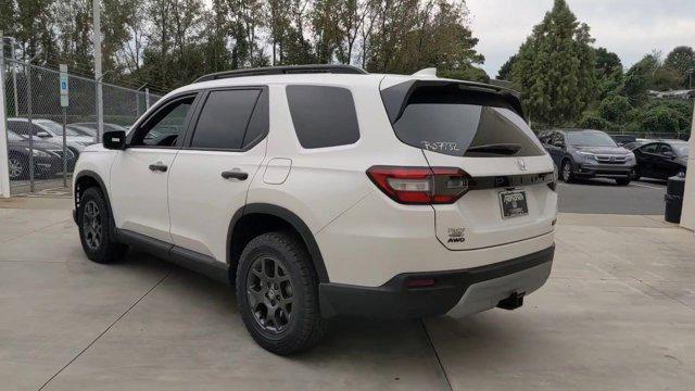 new 2025 Honda Pilot car, priced at $51,830