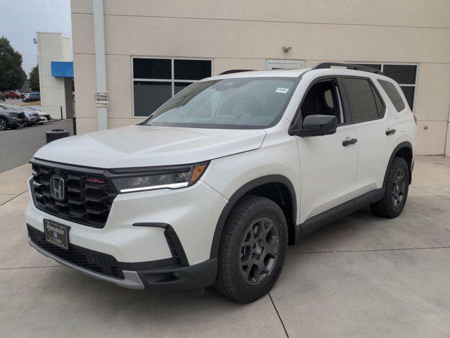 new 2025 Honda Pilot car, priced at $51,830