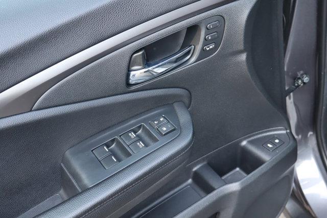 used 2022 Honda Pilot car, priced at $24,995
