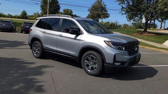 new 2025 Honda Passport car, priced at $49,195