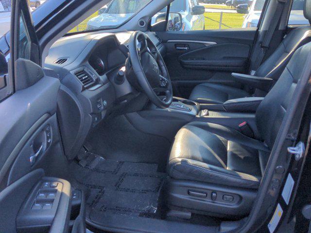 used 2022 Honda Pilot car, priced at $30,995