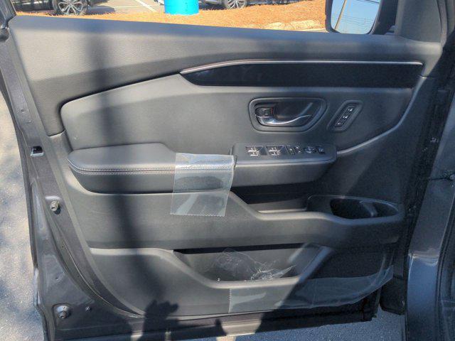 new 2025 Honda Pilot car, priced at $52,995