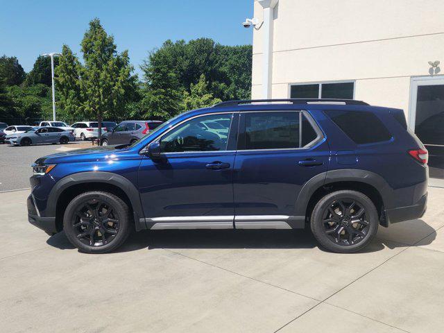 new 2025 Honda Pilot car, priced at $51,700