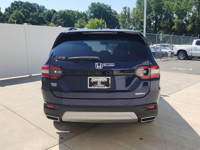 new 2025 Honda Pilot car, priced at $51,700
